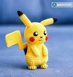 Pikachu by AradiyaToys