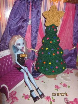 A Doll's Christmas Tree