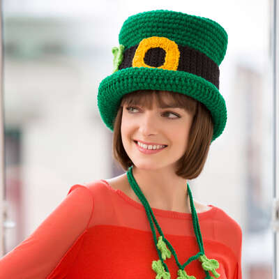 RED HEART ST. PATRICK'S DAY CHAPEAU