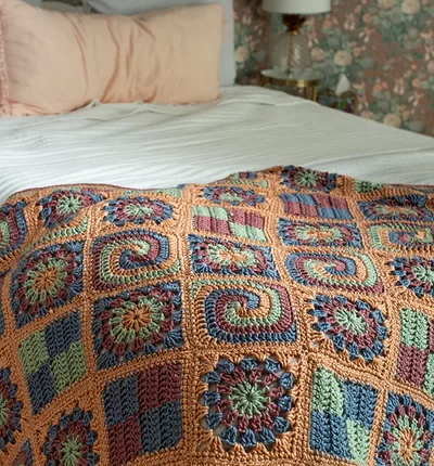 Retro Blanket (Crochet)