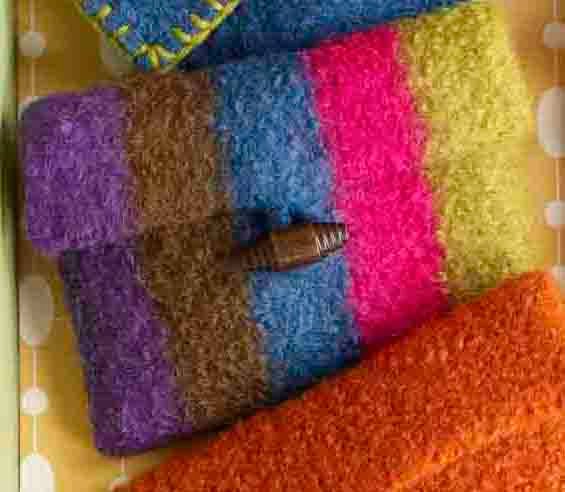 60774aa_600x Make It Yours Purse Awning Stripes Pattern (Knit)