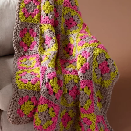 Granny Square Crochet Afghan Pattern (Crochet)