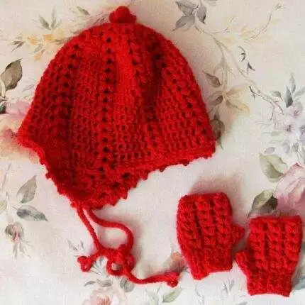 Crochet Hat and Mitts