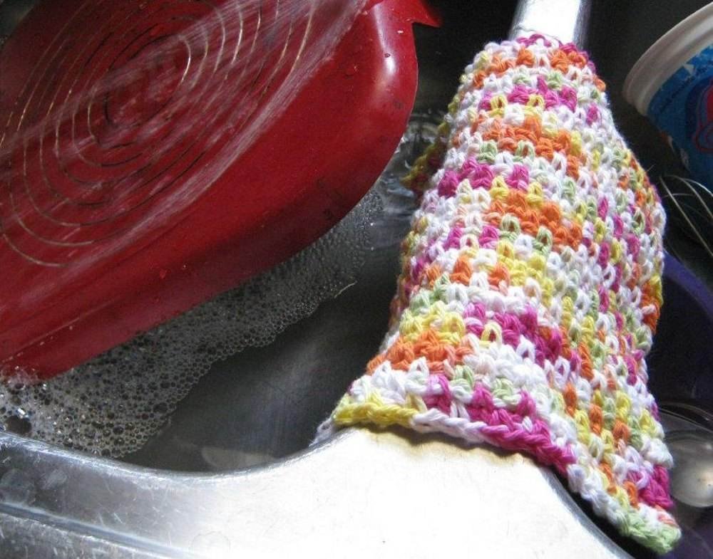 Crochet a Quick and Easy Dishcloth" Crochet a Quick and Easy Dishcloth"