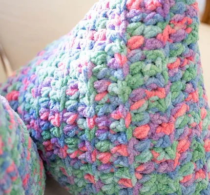 Free Crochet Pyramid Pillows