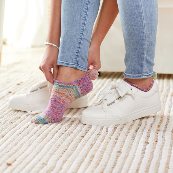 POM POM ANKLE SOCKS POM POM ANKLE SOCKS